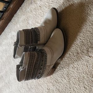 Carlos Santana Grey Ankle Booties Size 10